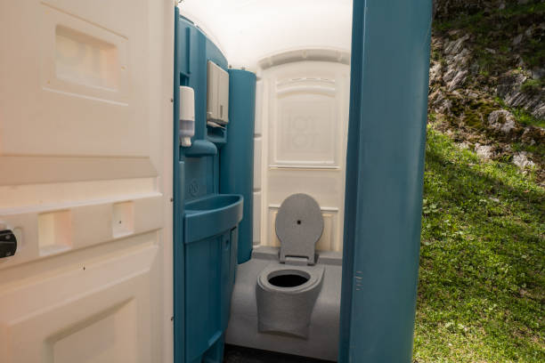 Best Portable bathroom rental  in New Castle, CO